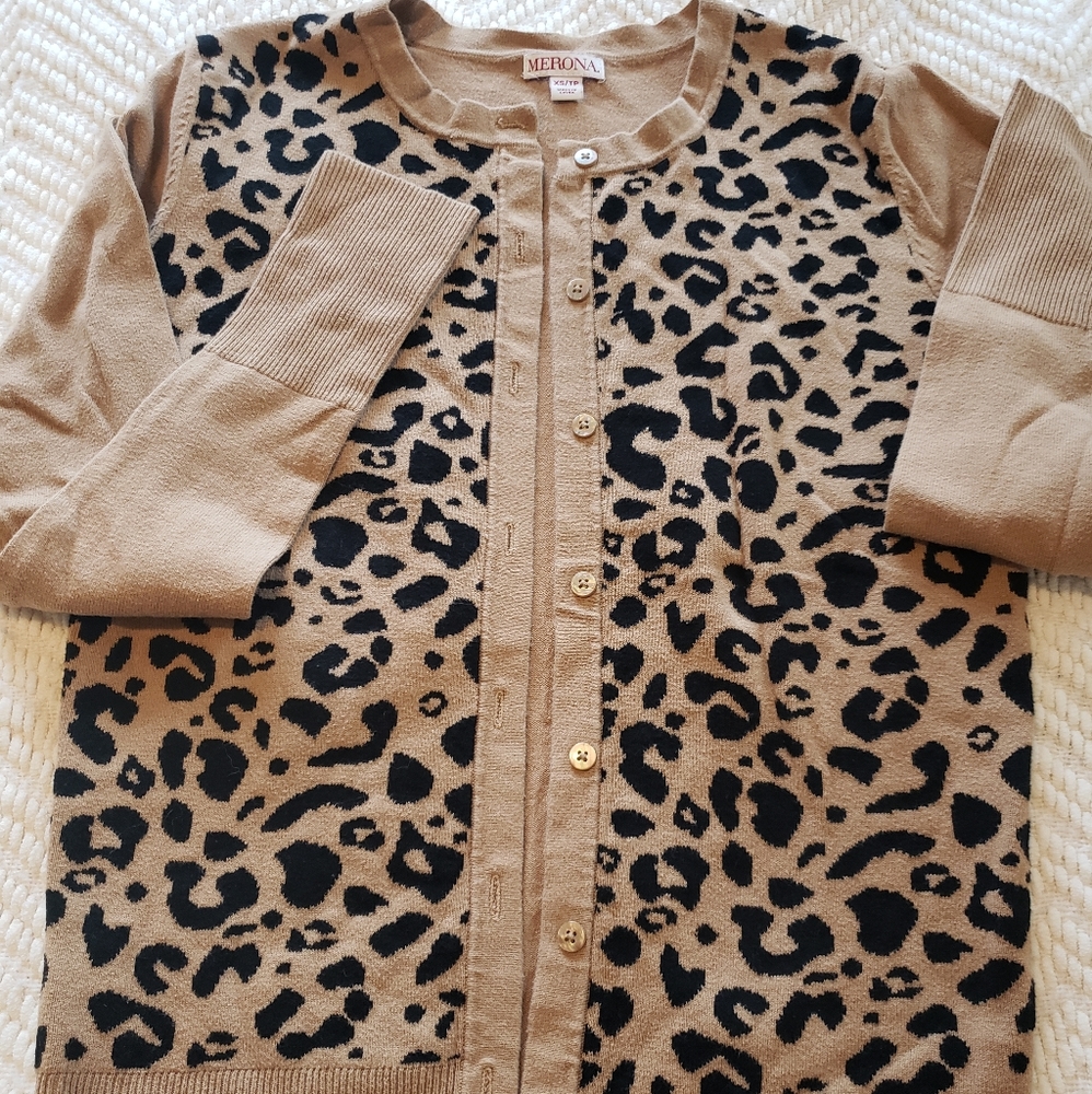 Cotton Sz. XSmall Leopard Print Cardigan